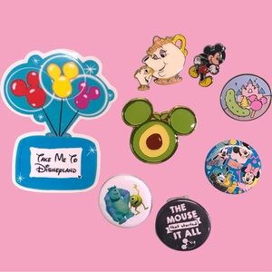 Disney Swag Pack Buttons Pins Sticker